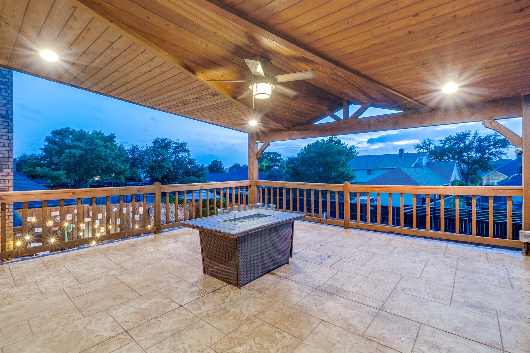 4009 Crestwood Drive Carrollton TX 75007