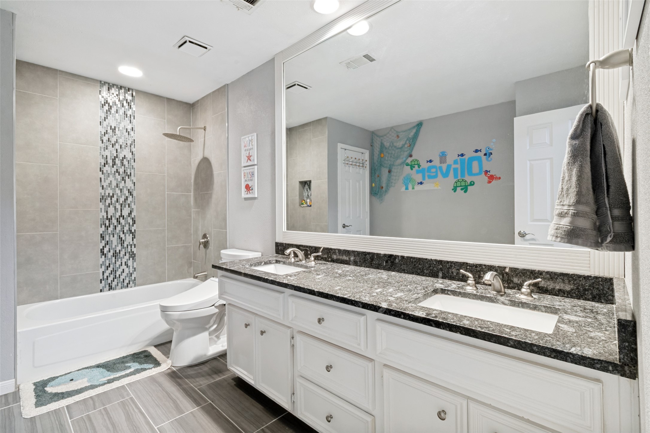 4009 Crestwood Drive Carrollton TX 75007