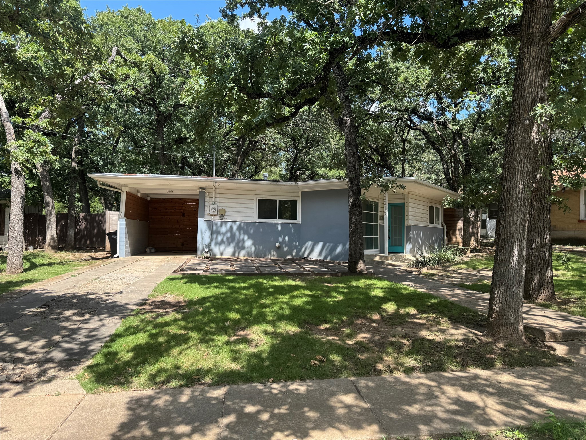 2215 Provine Street Fort Worth TX 76103