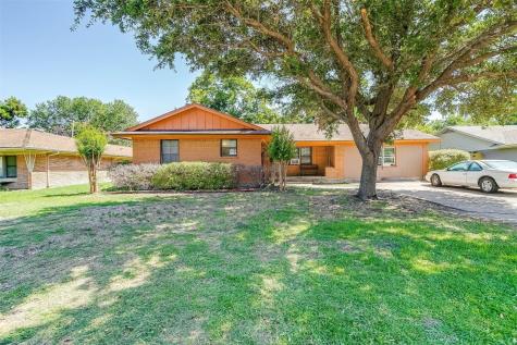 809 Danish Drive Grand Prairie TX 75050