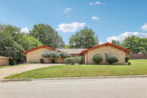 6313 Whitman Avenue Fort Worth TX 76133