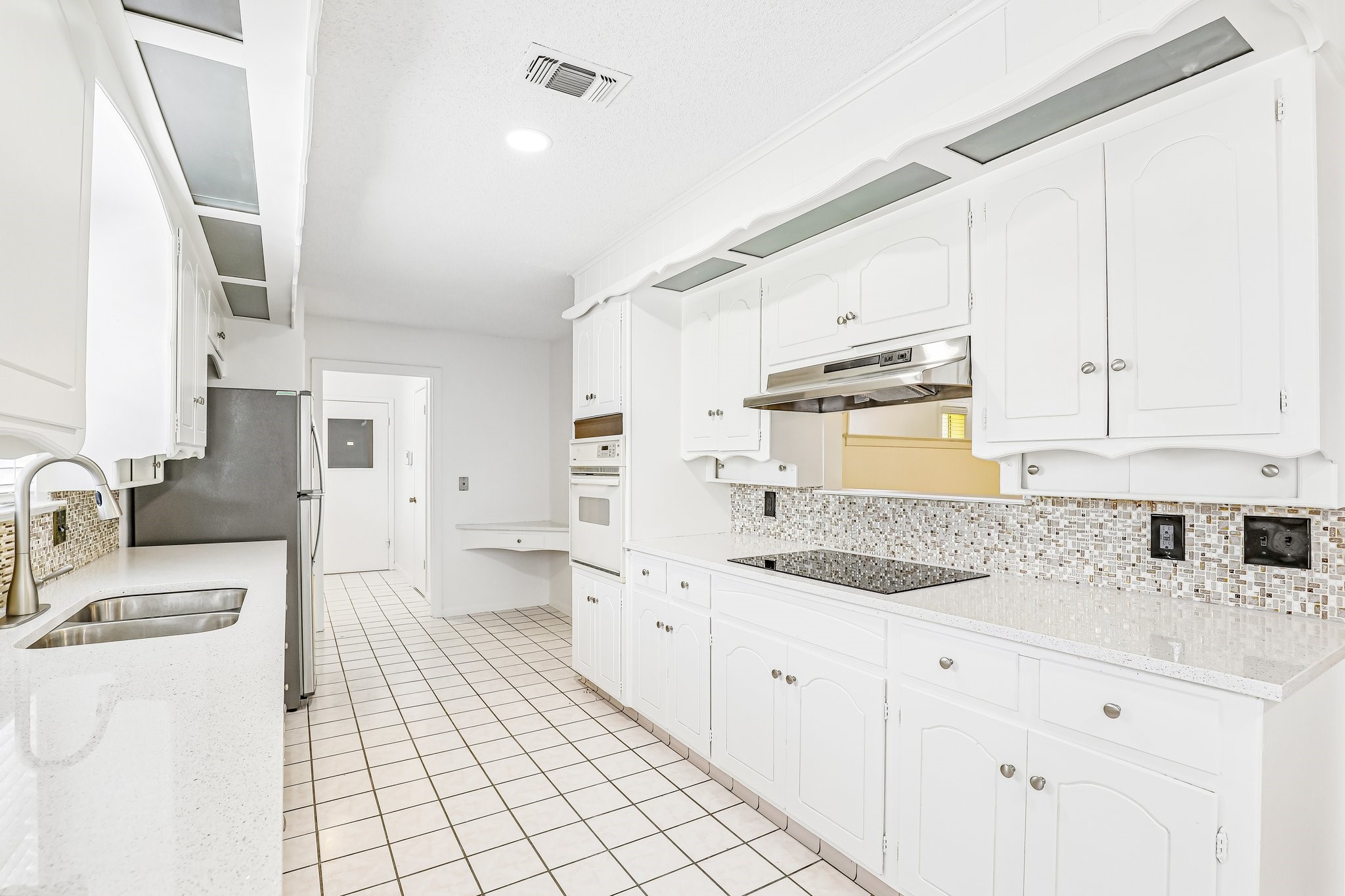 6313 Whitman Avenue Fort Worth TX 76133