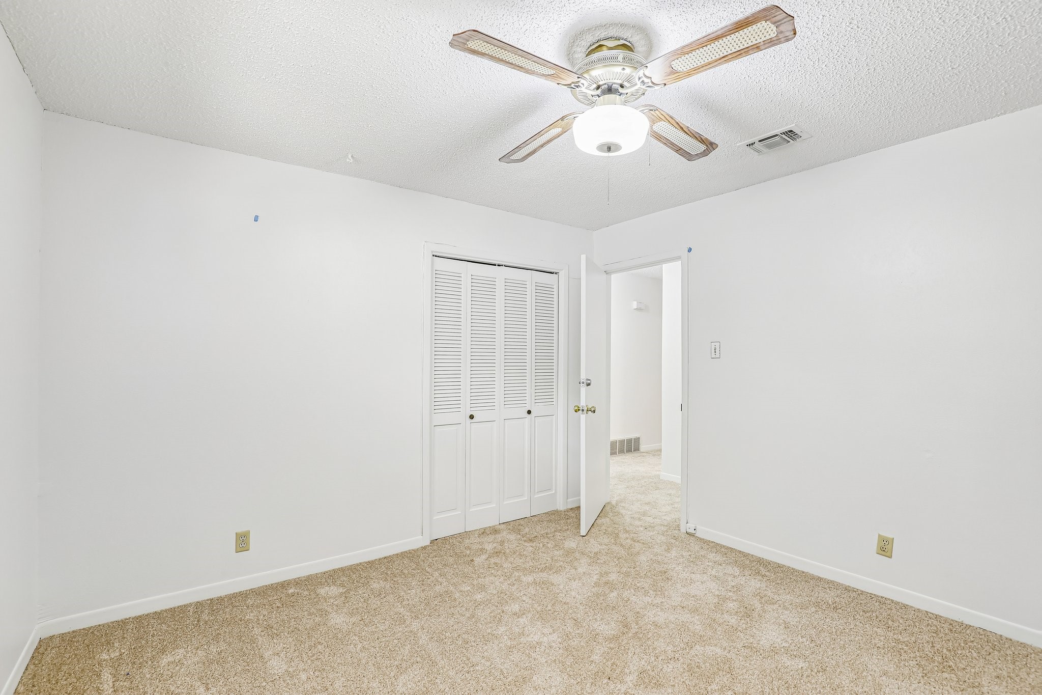 6313 Whitman Avenue Fort Worth TX 76133