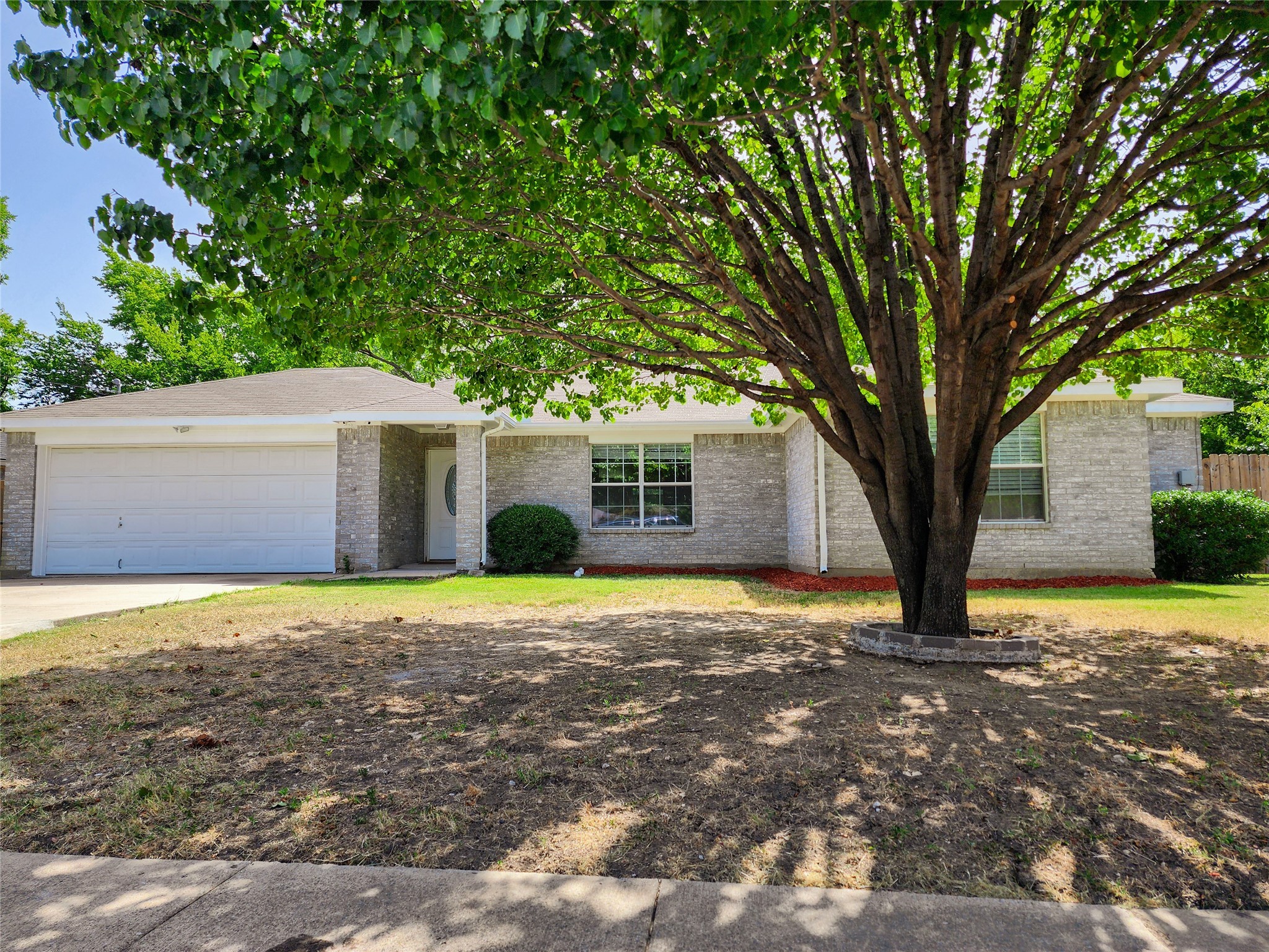 3518 Weisenberger Drive Dallas TX 75212