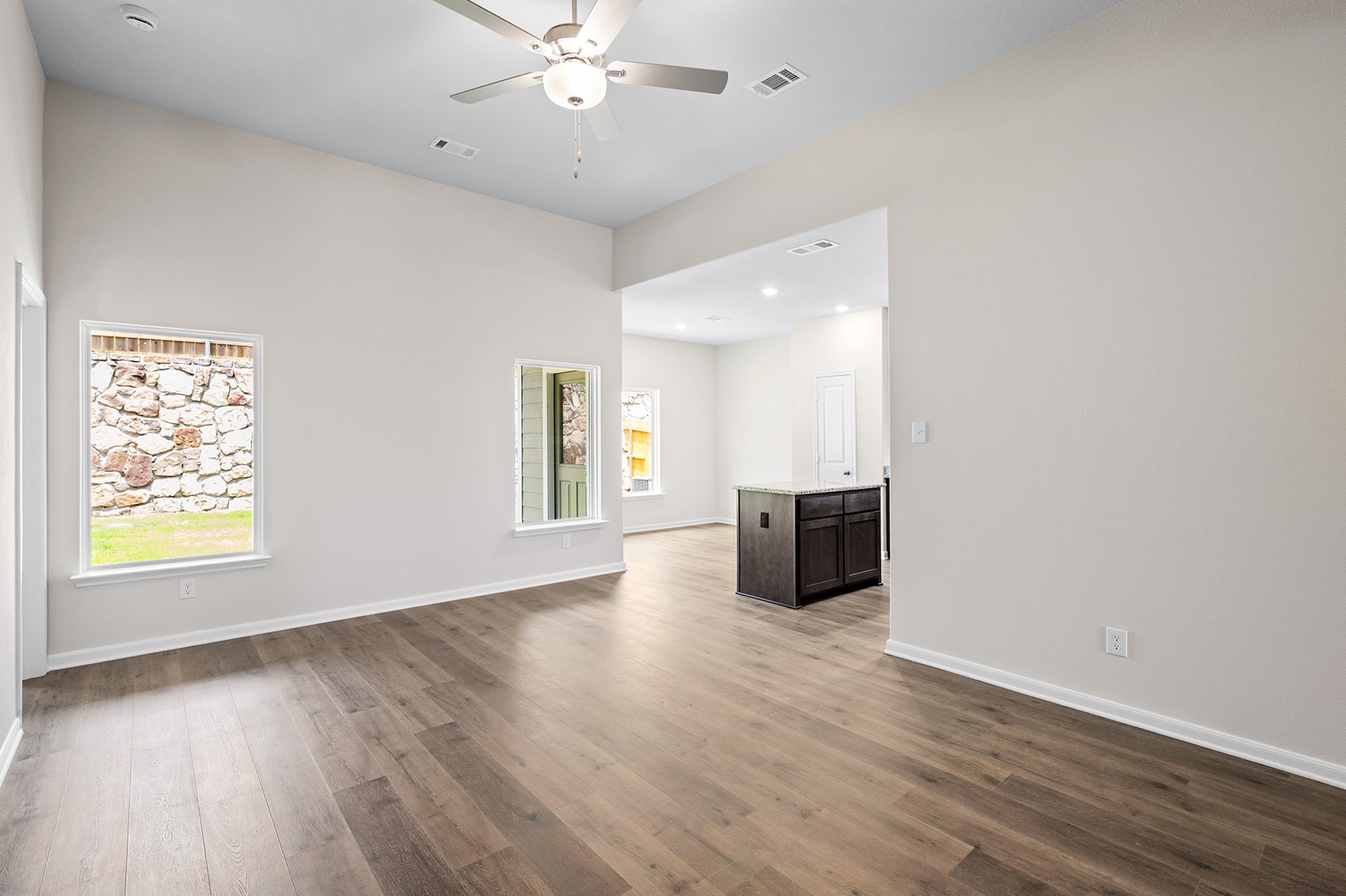 6338 Emerald Tree Lane Dallas TX 75241