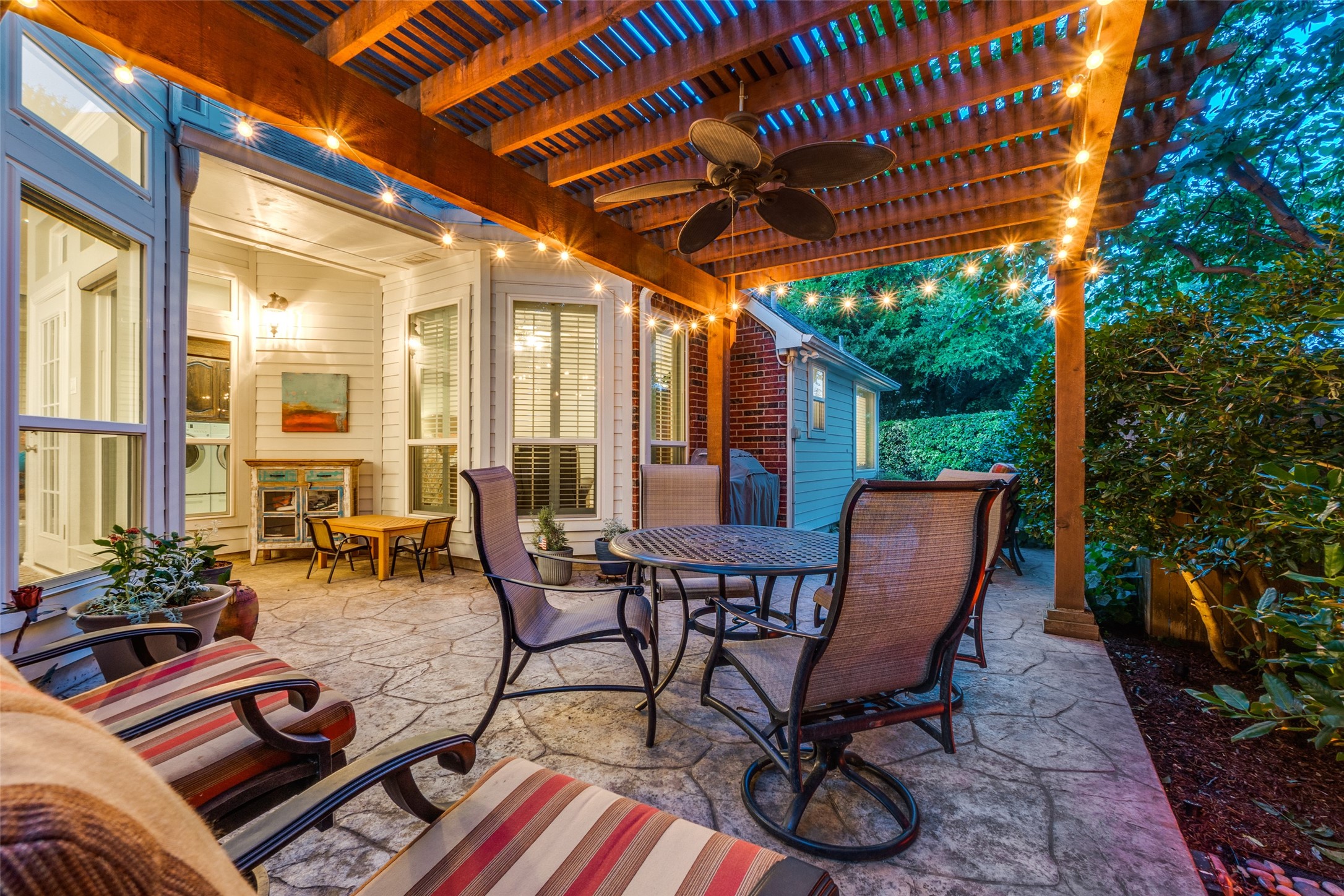 8524 Breakers Point Dallas TX 75243