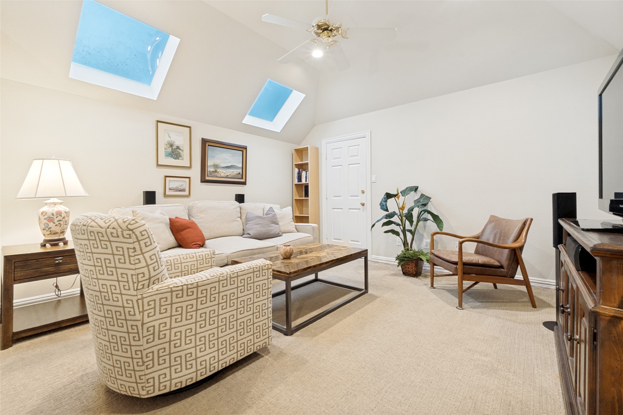 8524 Breakers Point Dallas TX 75243