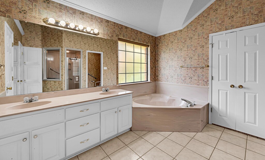 3208 Park Lake Drive Waco TX 76708