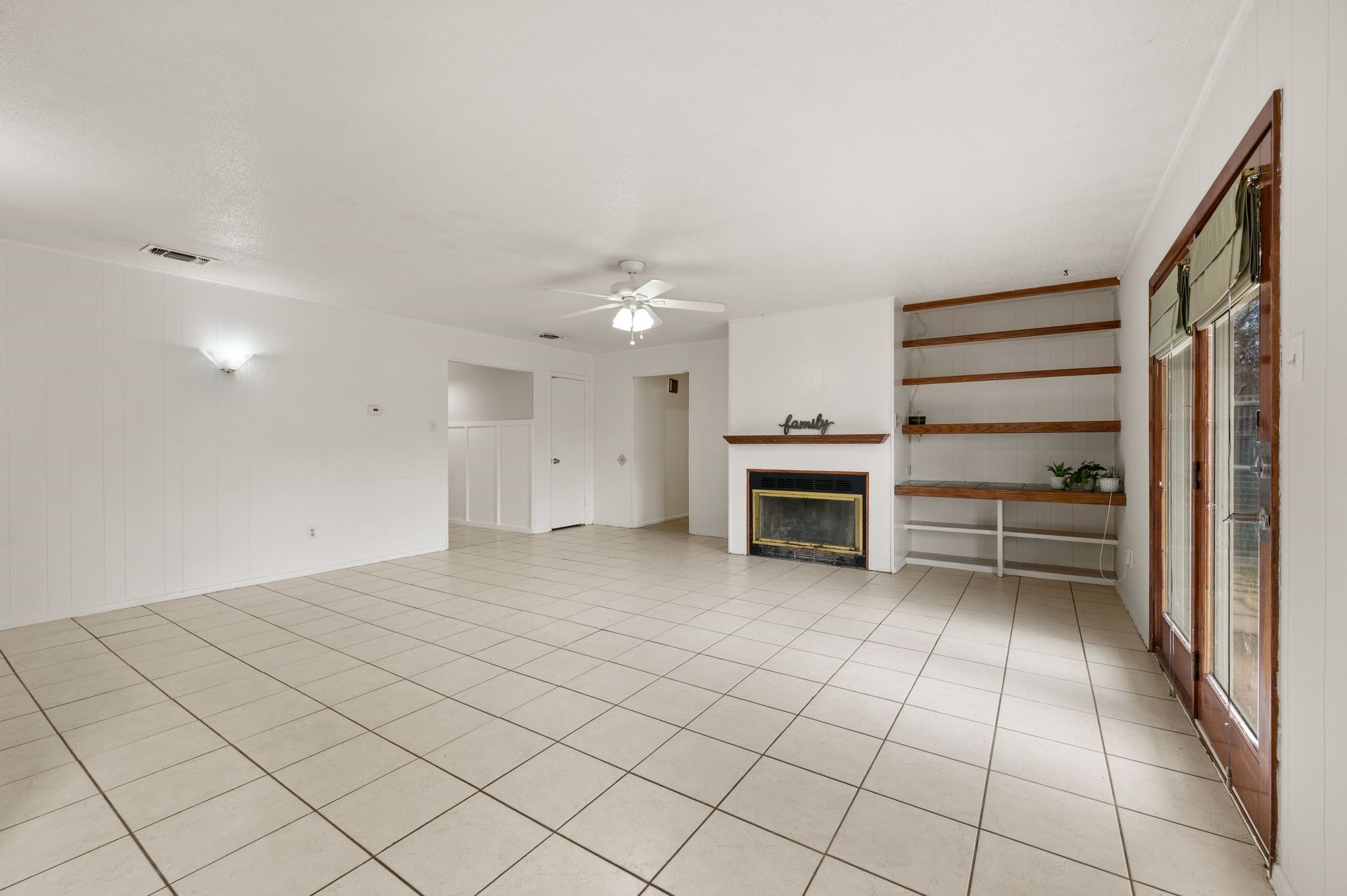 1720 Winchester Way Bedford TX 76022