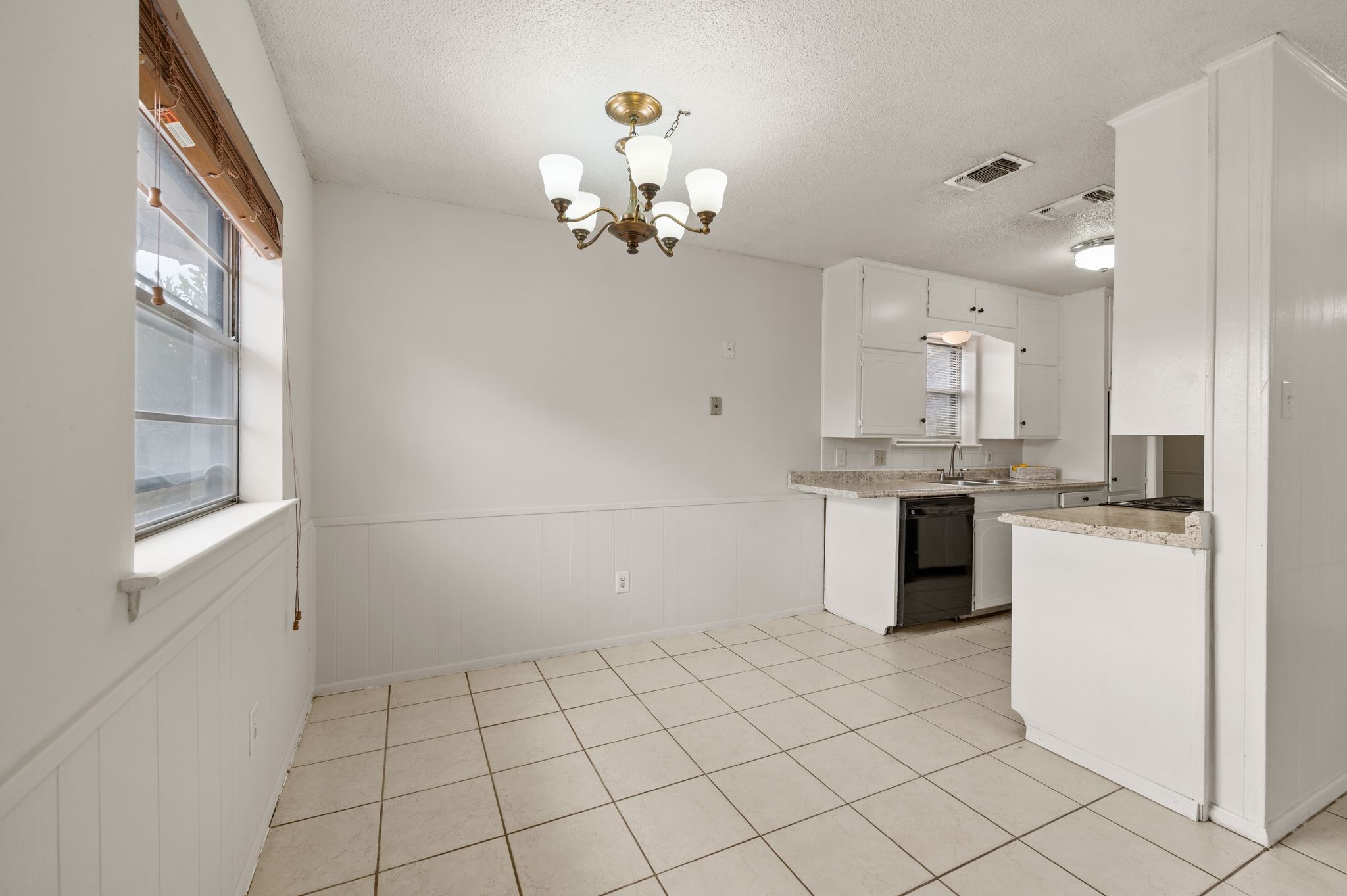 1720 Winchester Way Bedford TX 76022