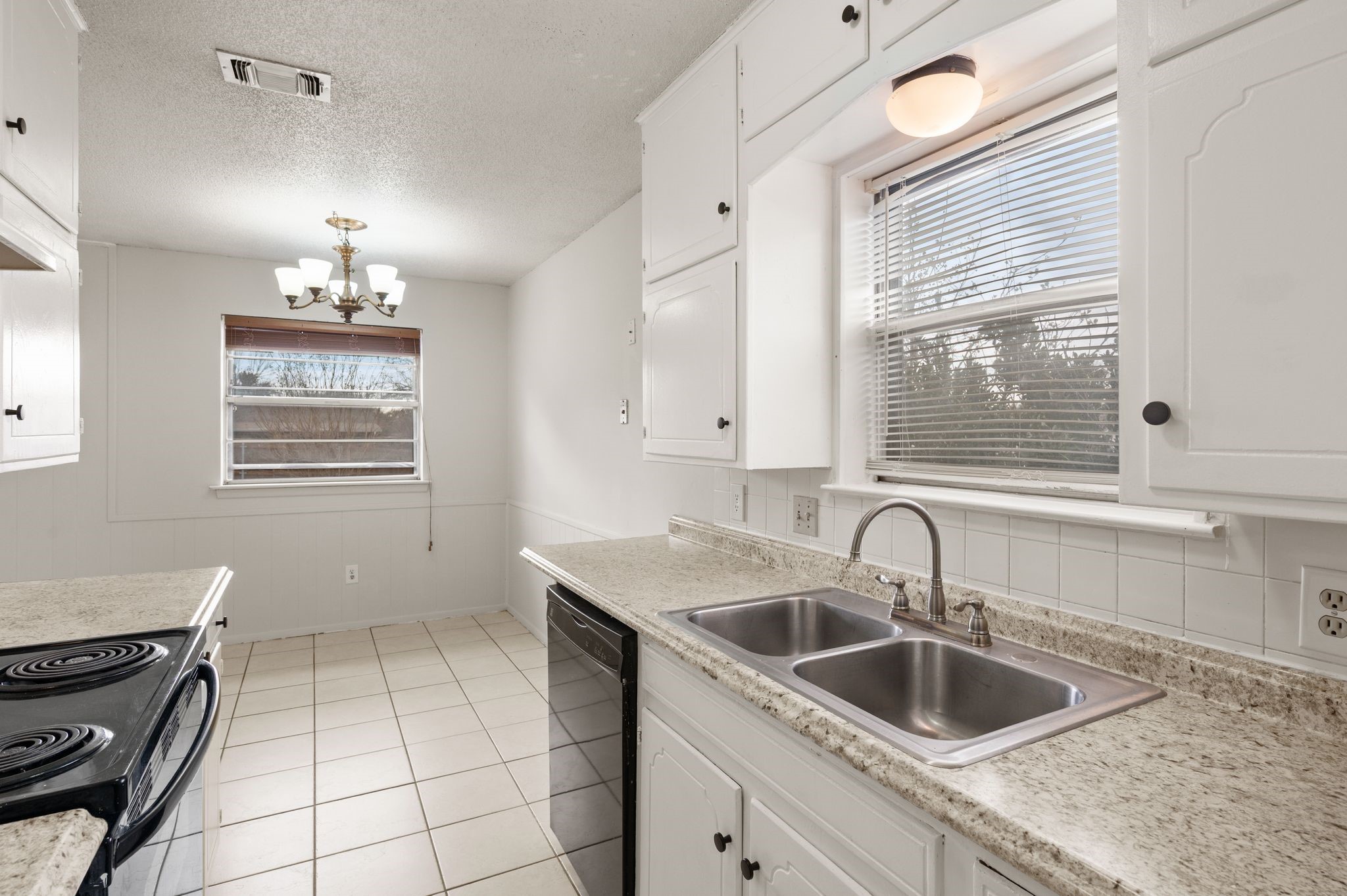 1720 Winchester Way Bedford TX 76022