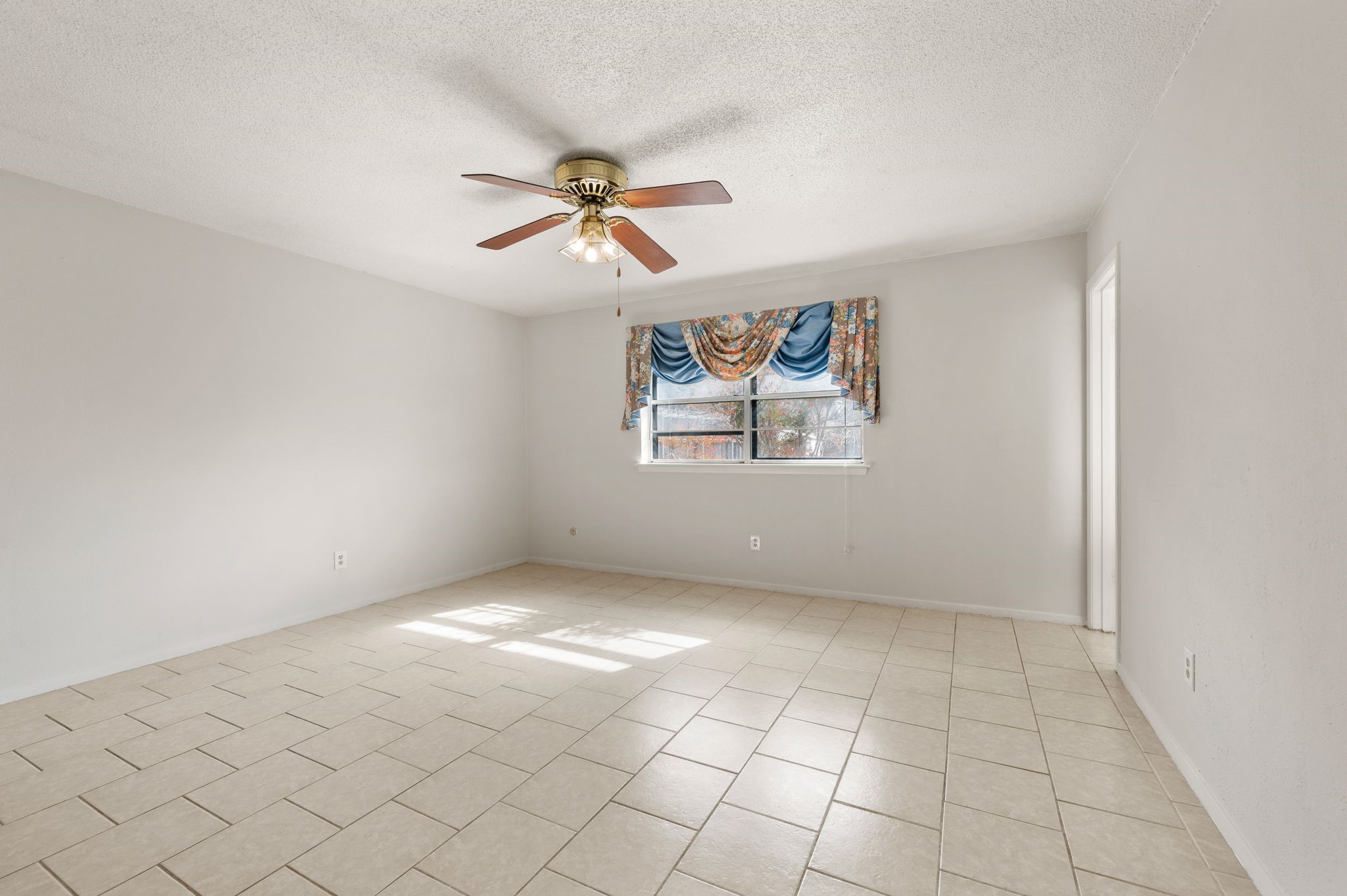 1720 Winchester Way Bedford TX 76022