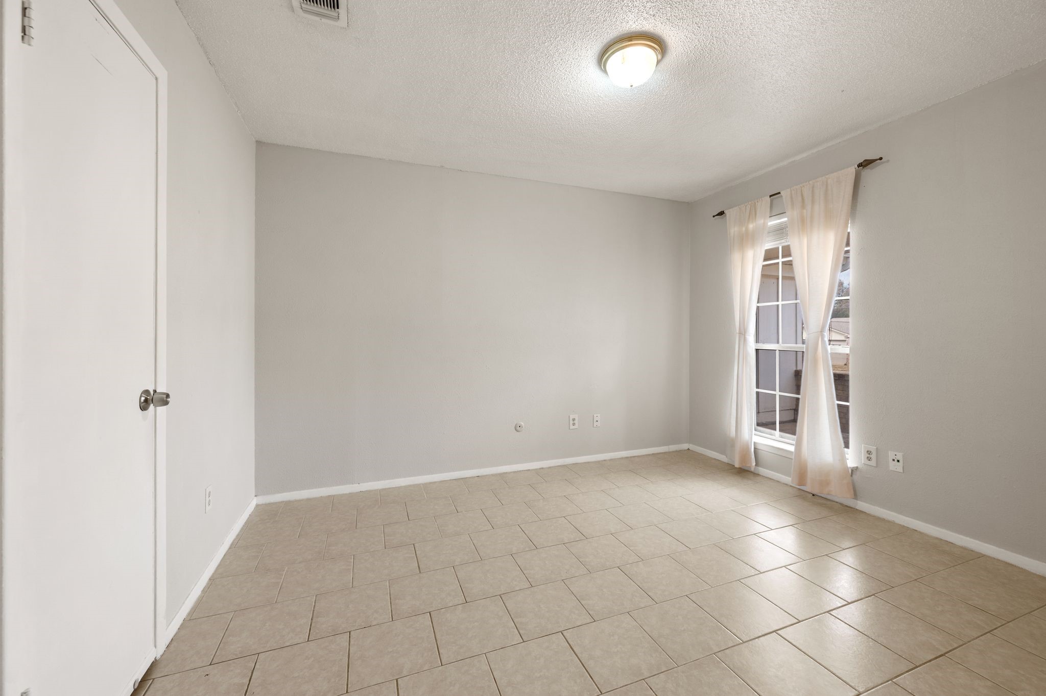 1720 Winchester Way Bedford TX 76022