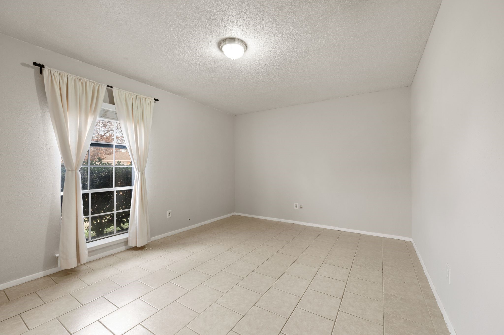 1720 Winchester Way Bedford TX 76022