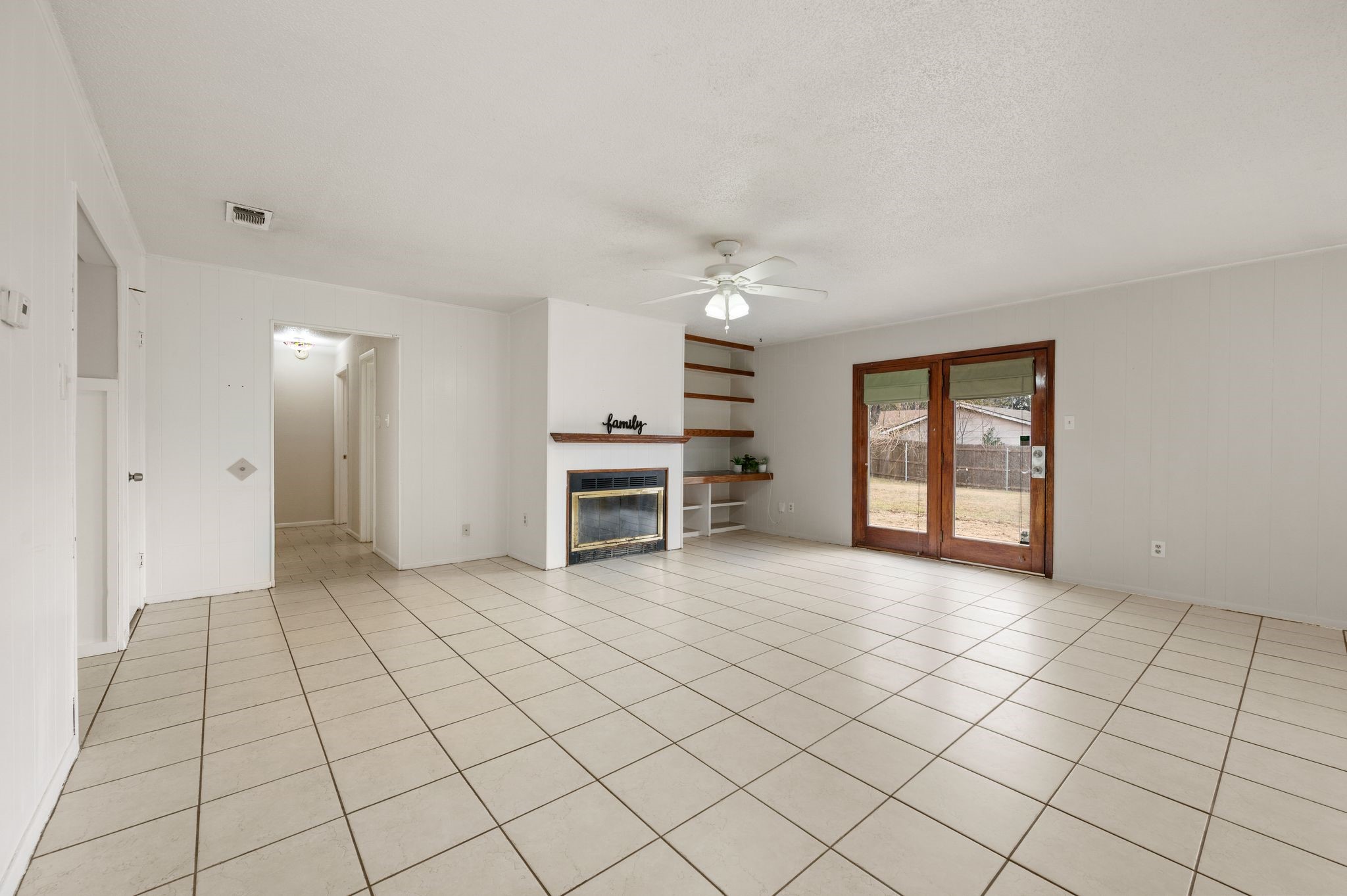 1720 Winchester Way Bedford TX 76022