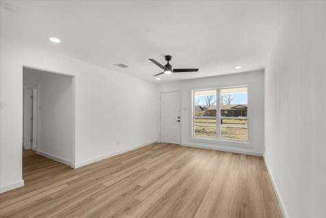 751 Ivywood Drive Dallas TX 75232