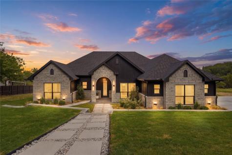 208 N Mountain Ridge Cresson TX 76035