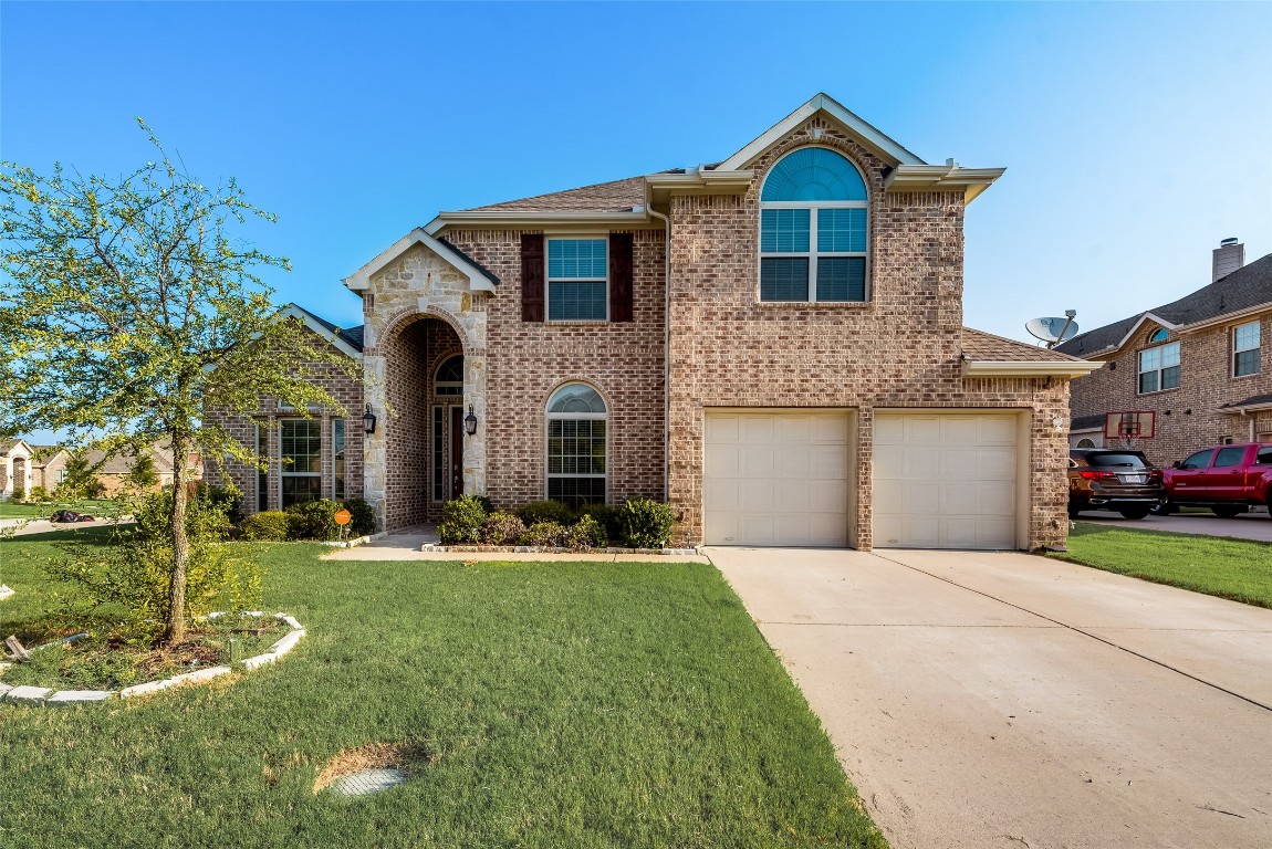 3025 Le Manns Street Midlothian TX 76065