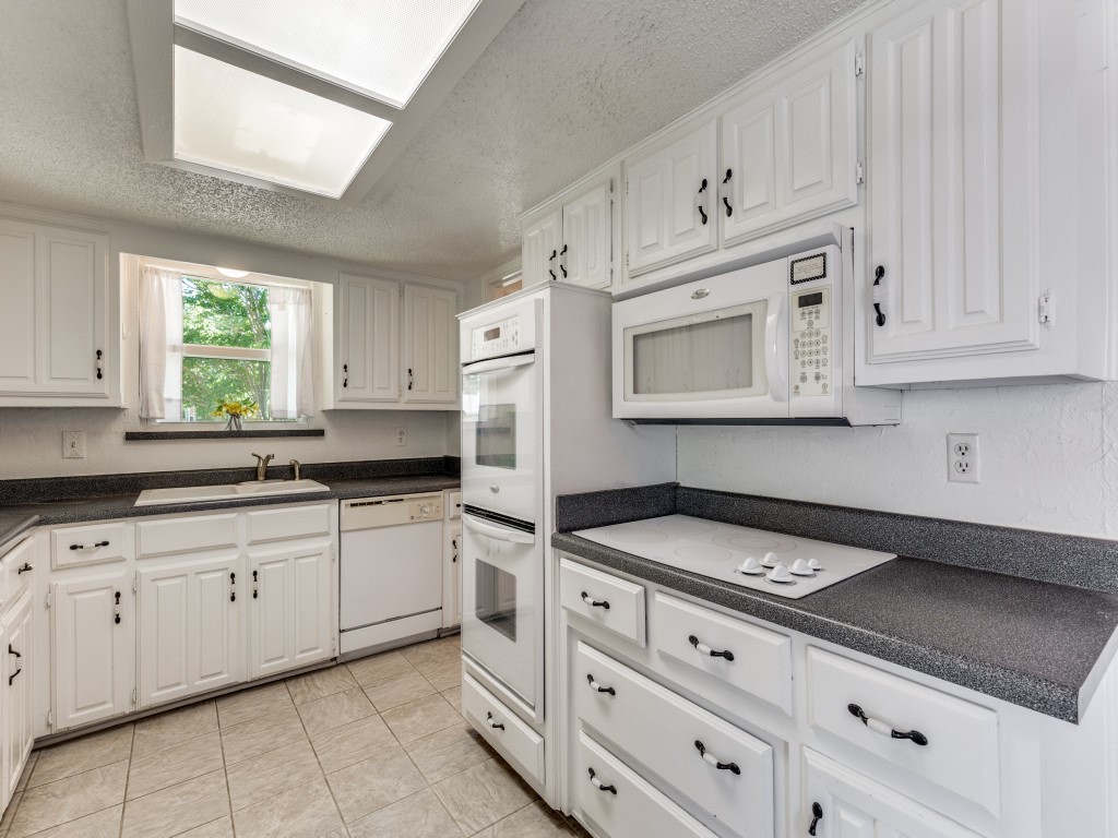 1608 Mayflower Drive Carrollton TX 75007