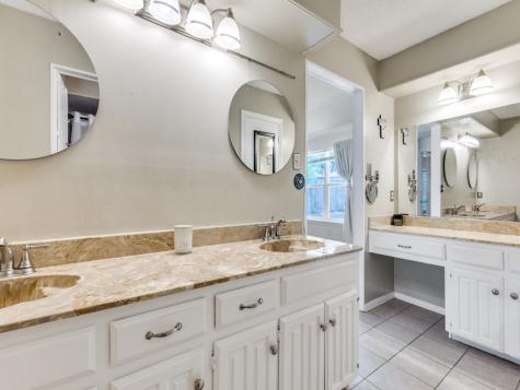 1608 Mayflower Drive Carrollton TX 75007