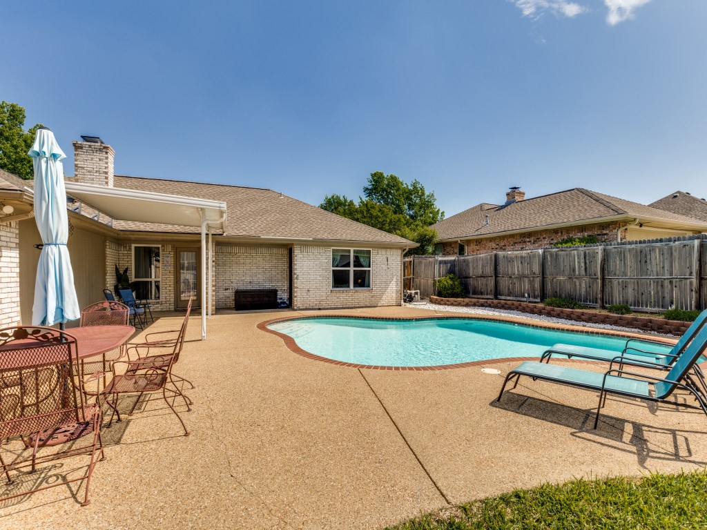 1608 Mayflower Drive Carrollton TX 75007