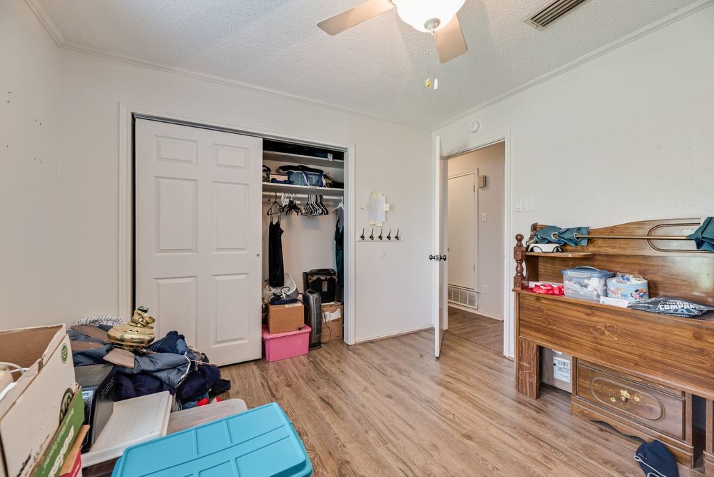 518 Colonial Drive Garland TX 75043