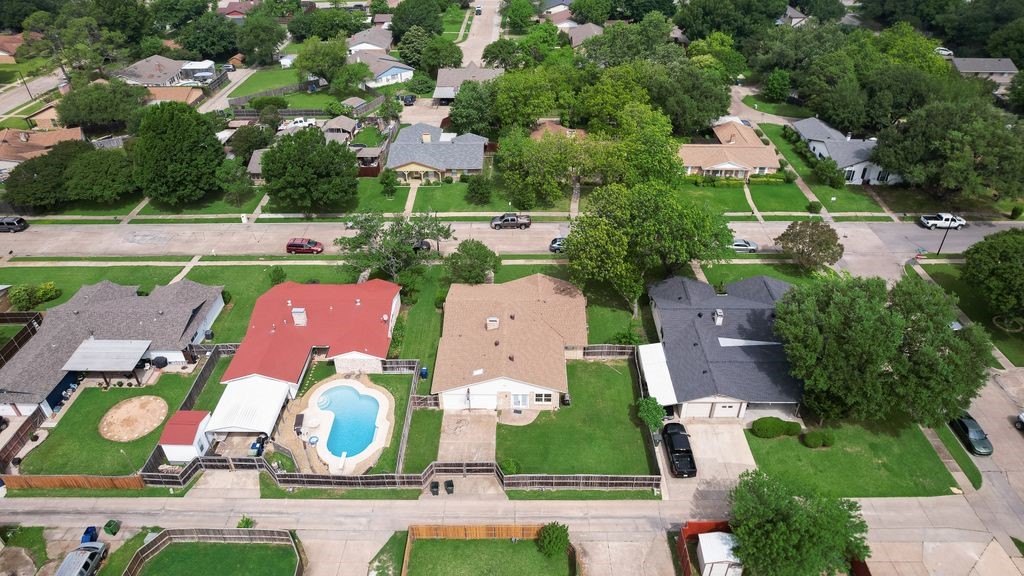 518 Colonial Drive Garland TX 75043