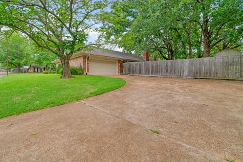 3210 Allen Street Paris TX 75460