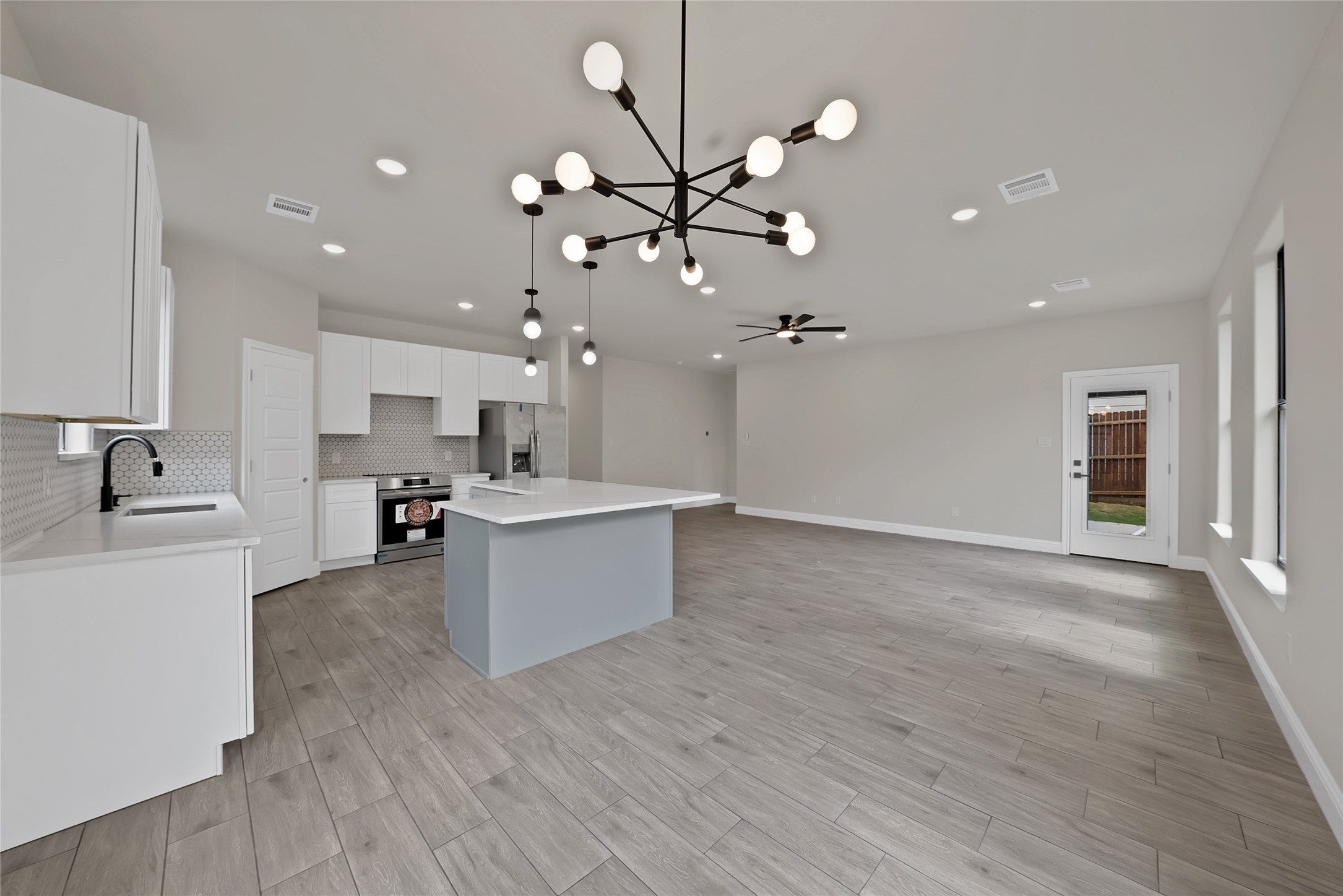 5700 Barkridge Drive Granbury TX 76048