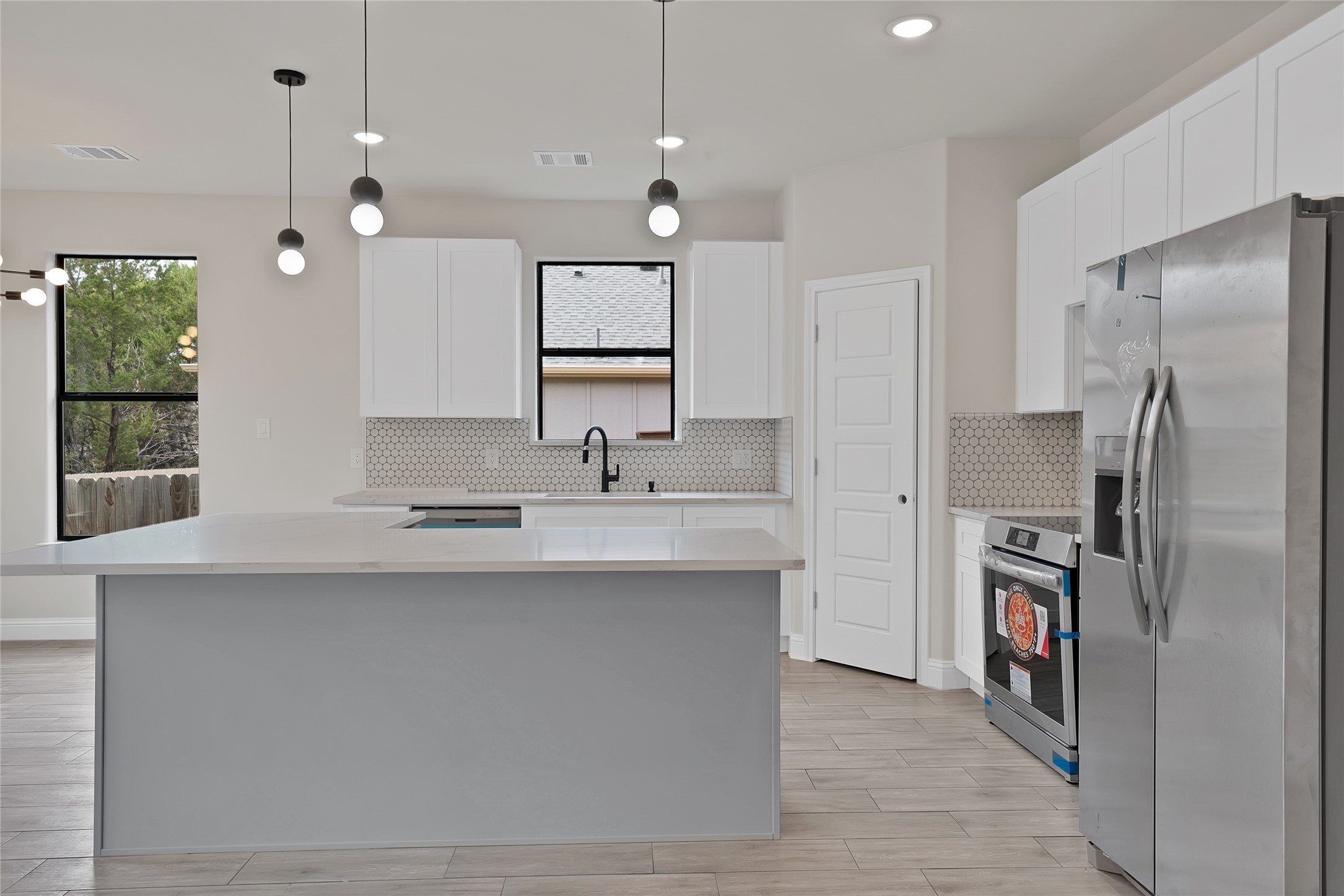 5700 Barkridge Drive Granbury TX 76048