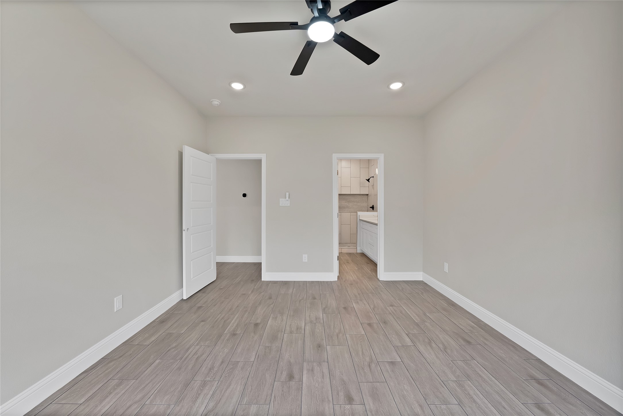 5700 Barkridge Drive Granbury TX 76048