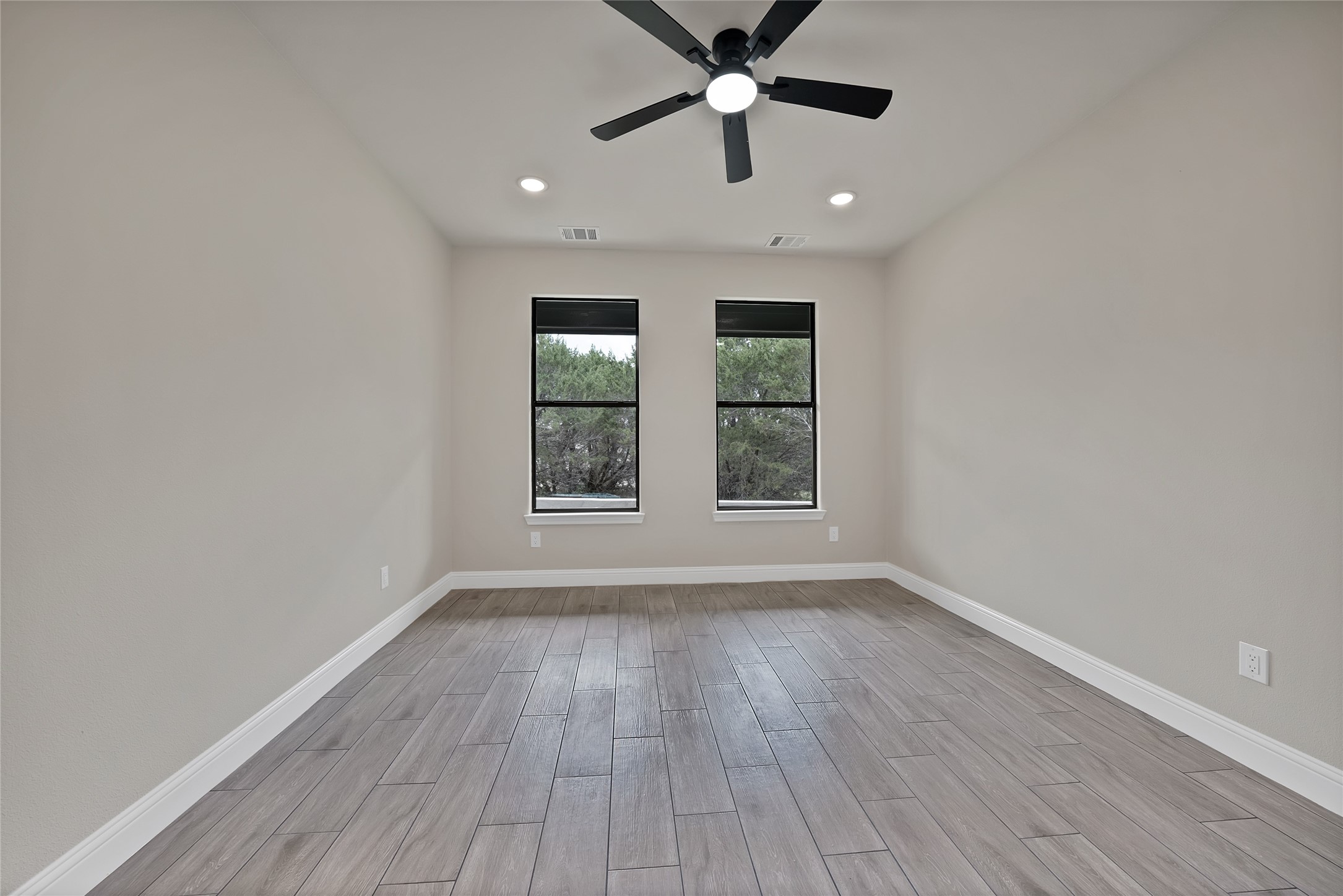 5700 Barkridge Drive Granbury TX 76048