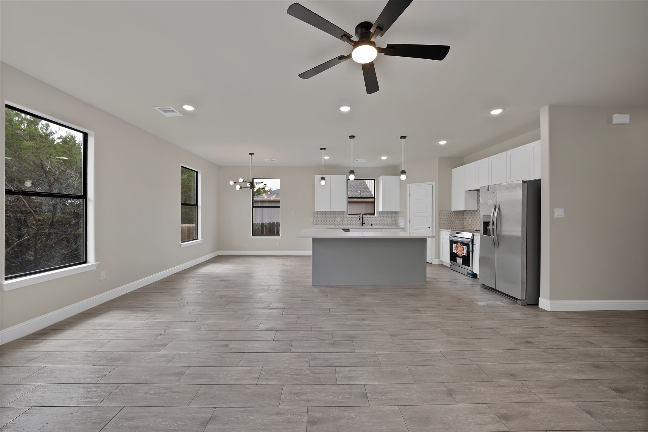 5700 Barkridge Drive Granbury TX 76048