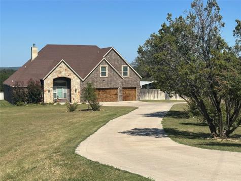 2105 Hills Court Stephenville TX 76401