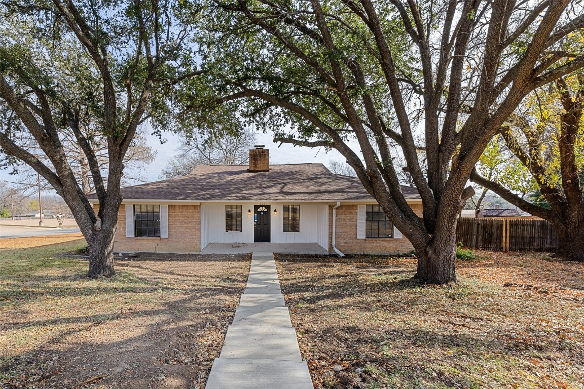 201 Laura Drive Burleson TX 76028