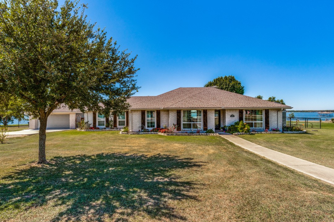1542 Carter Drive Corsicana TX 75109