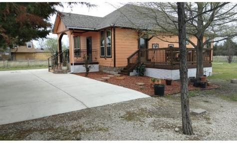 2878 County Road 1063 Farmersville TX 75442