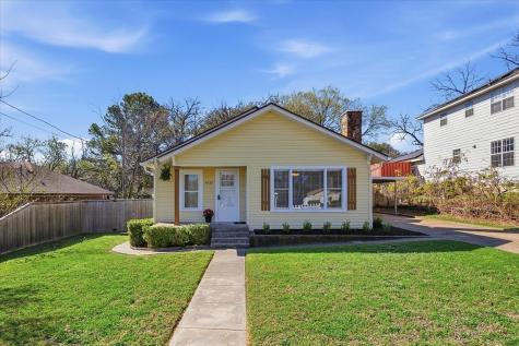 4715 White Oak Lane River Oaks TX 76114