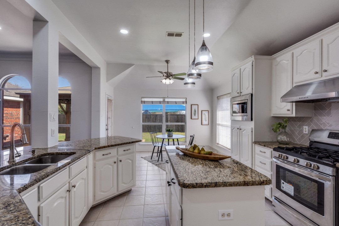 5474 Golfside Drive Frisco TX 75035