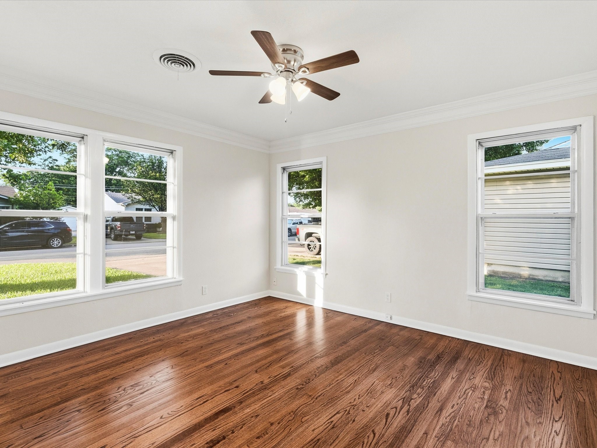 5320 Palmer Drive Haltom City TX 76117