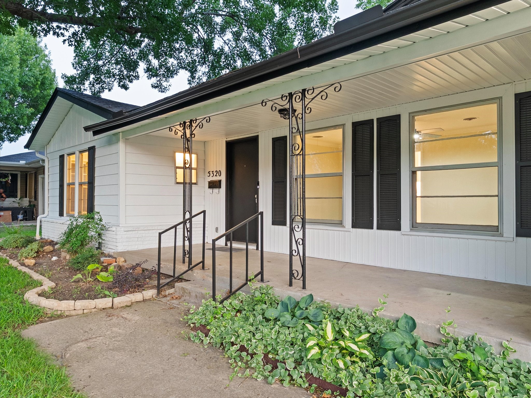 5320 Palmer Drive Haltom City TX 76117