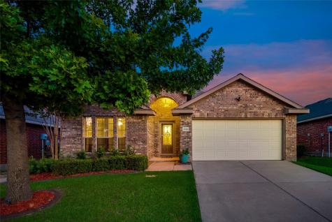 2028 Lake Trail Drive Heartland TX 75126