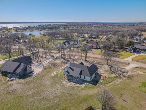 557 Clubhouse Drive Corsicana TX 75109