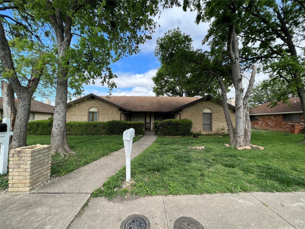 4717 Berridge Lane Dallas TX 75227