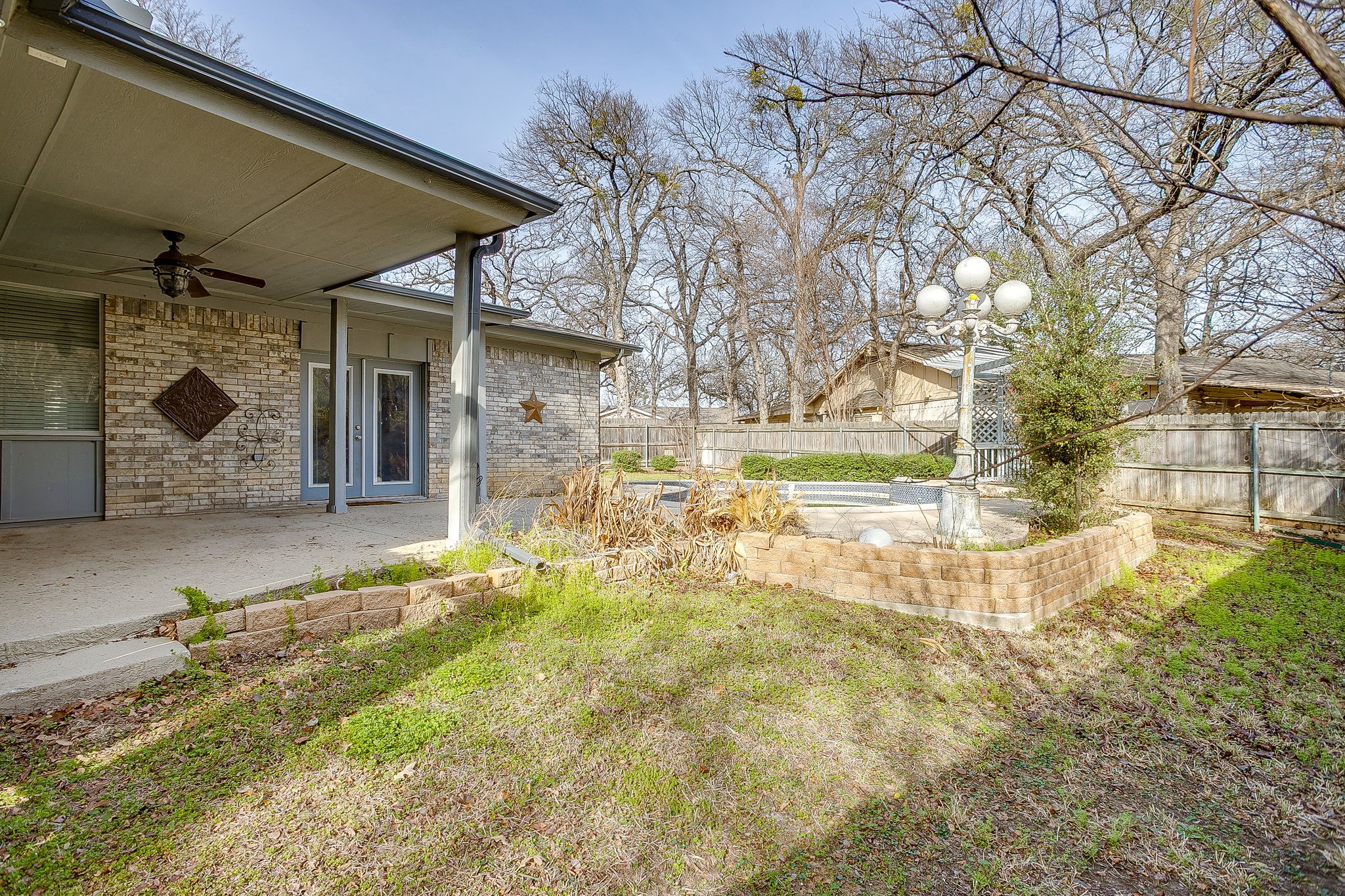 612 Melbourne Court Hurst TX 76053