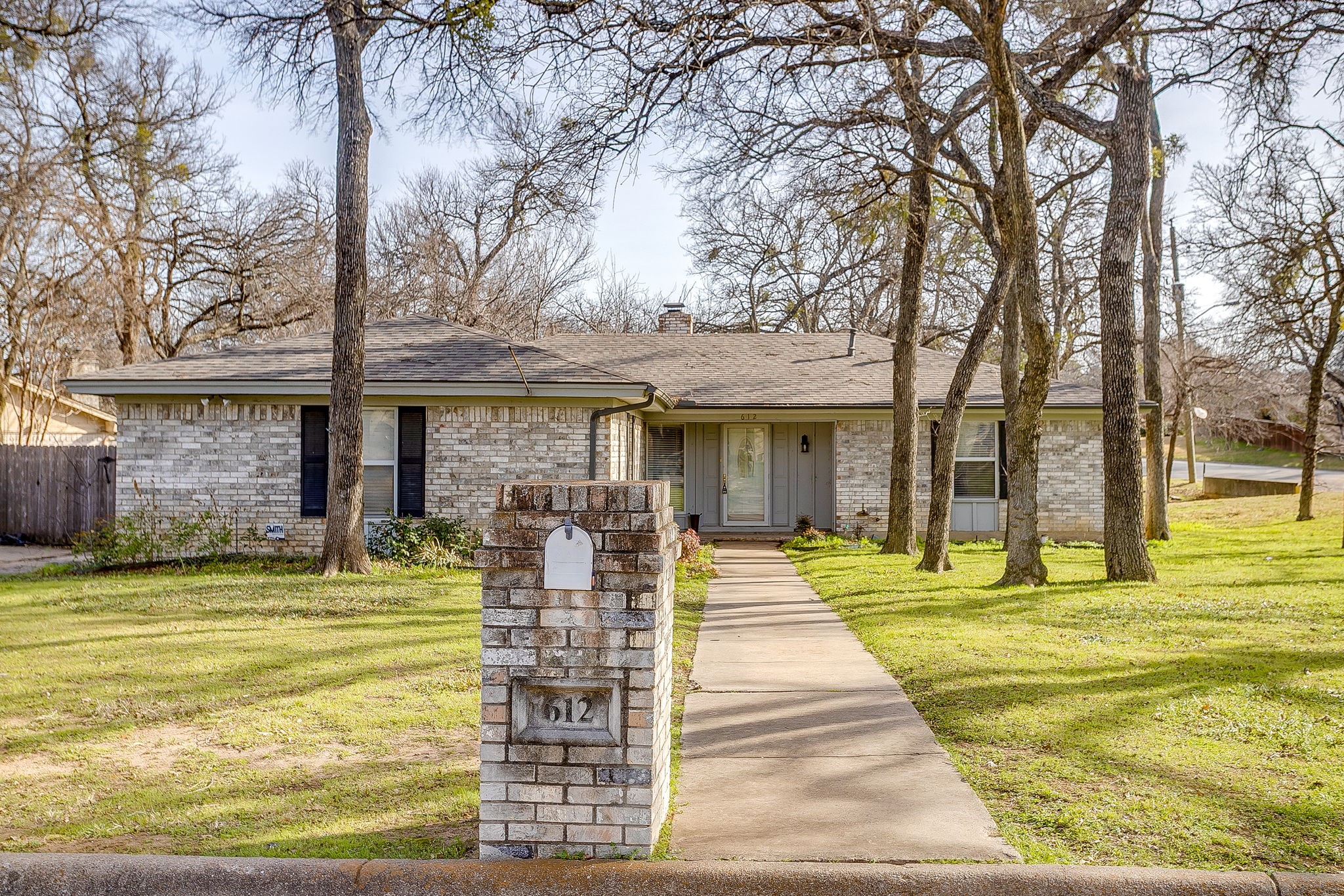 612 Melbourne Court Hurst TX 76053