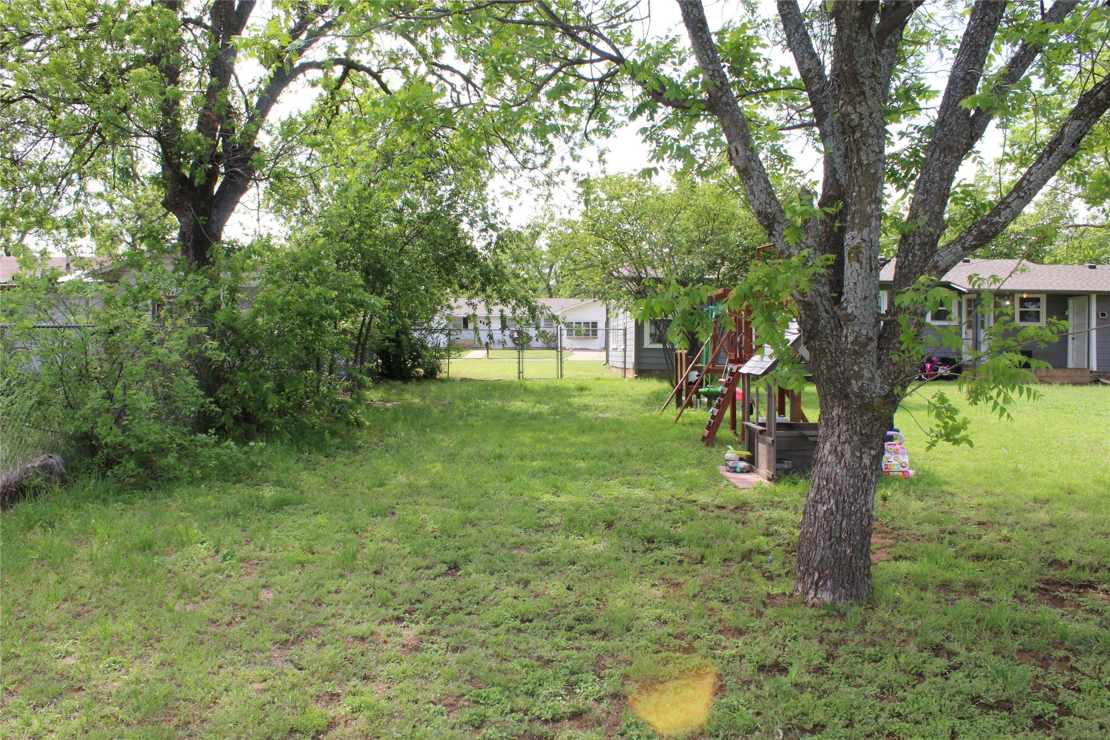 209 Pennsylvania Avenue Graham TX 76450