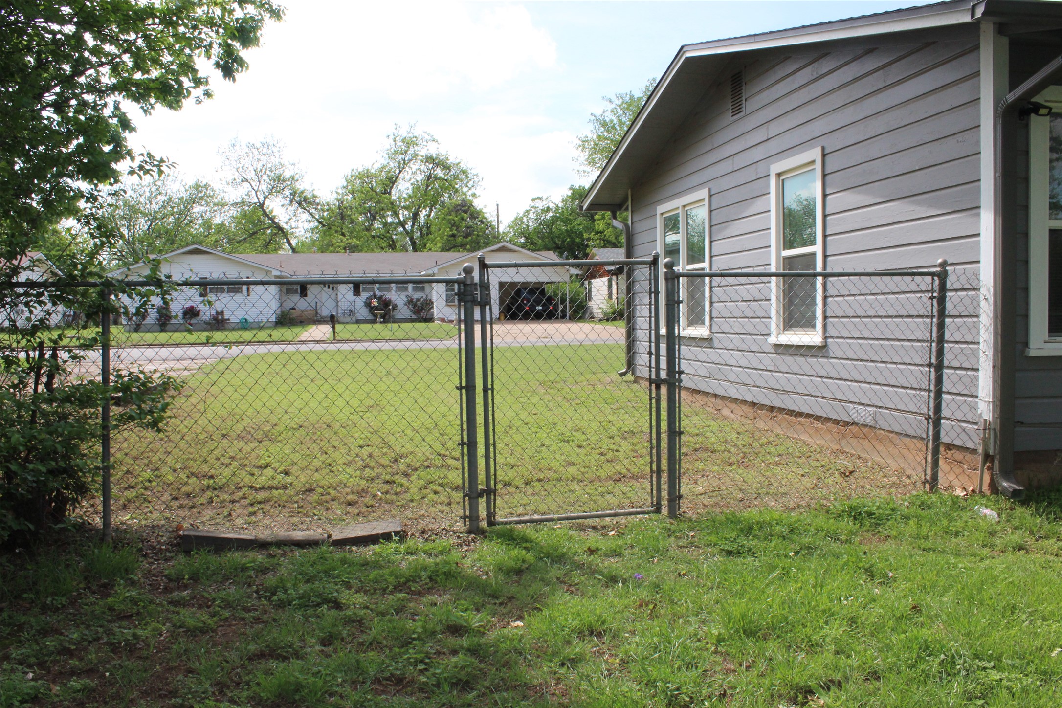 209 Pennsylvania Avenue Graham TX 76450