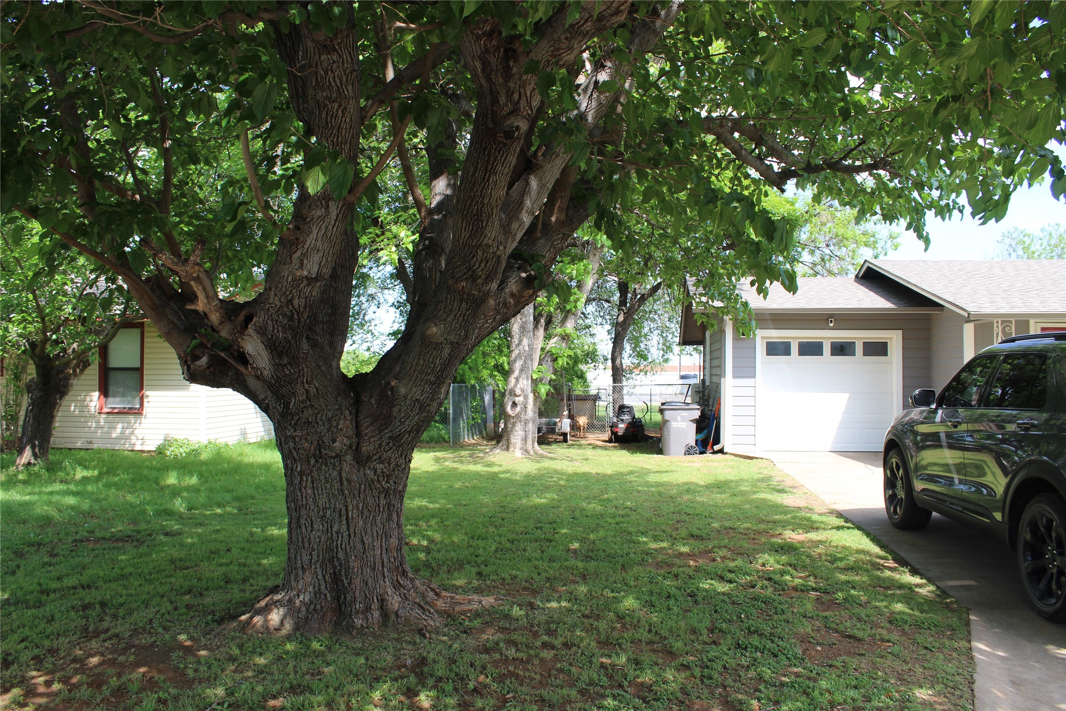 209 Pennsylvania Avenue Graham TX 76450
