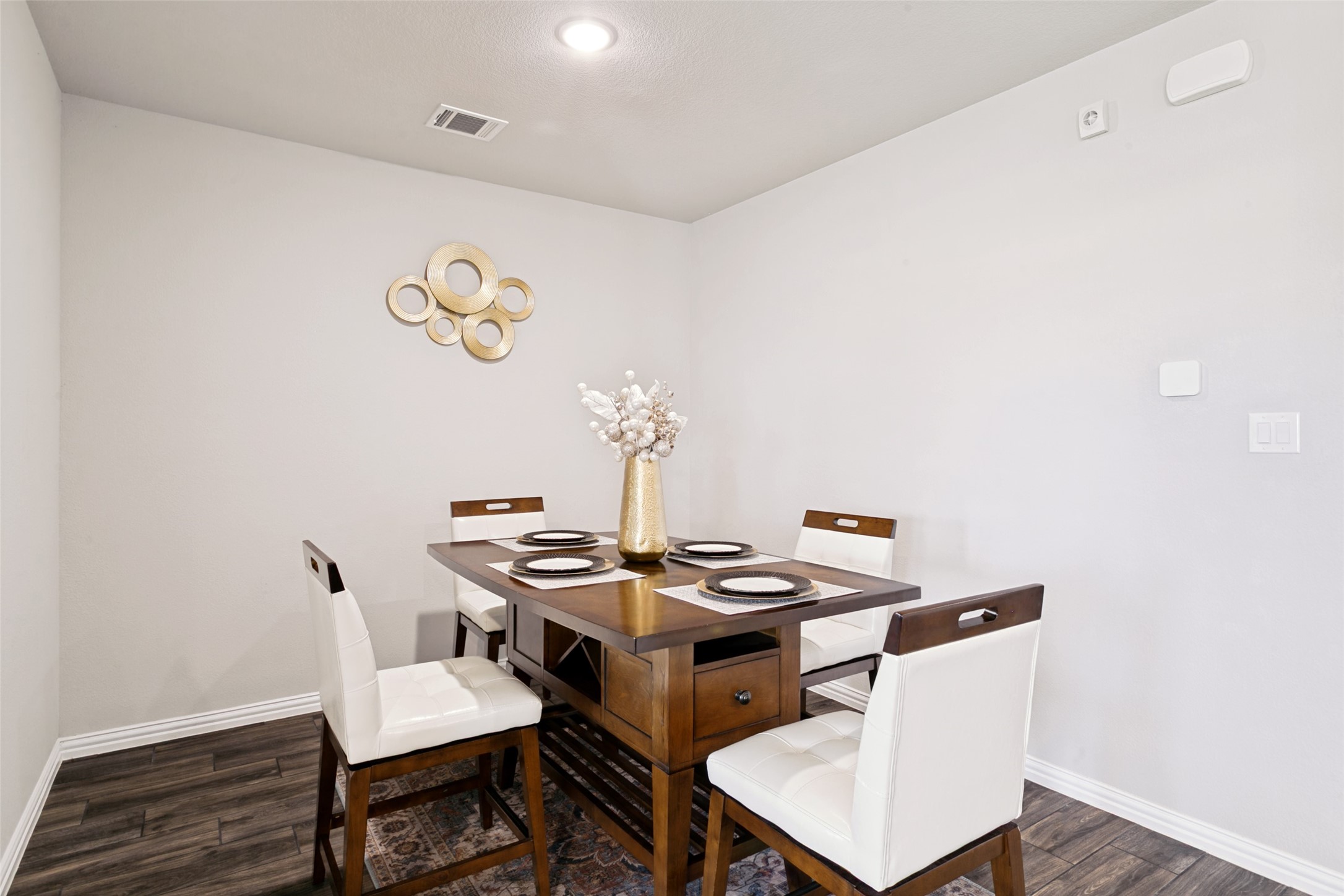 692 Avalon Drive Waxahachie TX 75165